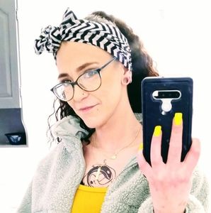 Meet your Posher, Misti